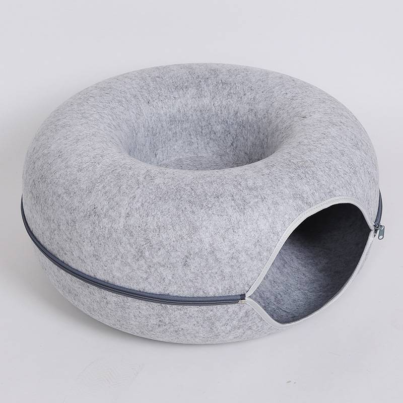 Light grey felt tunnel bed